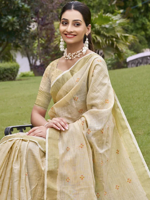 Women Cream Cotton Saree With Un Stitched Blouse Chic Square Blouse