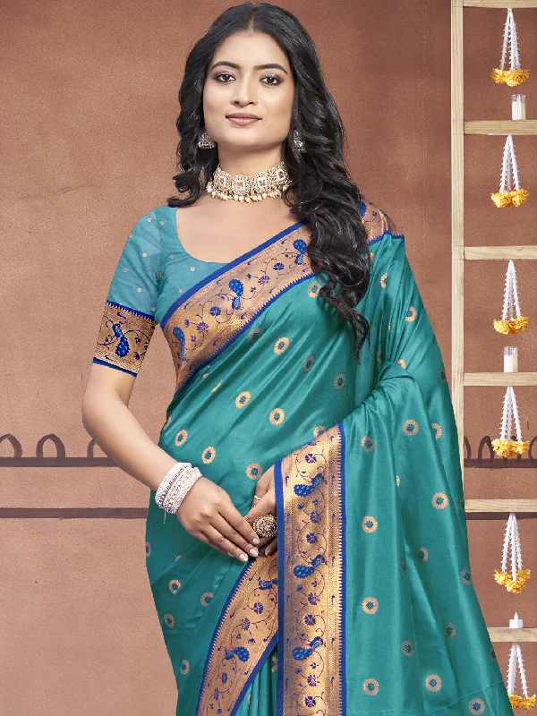 Women Sky Blue Silk Saree With Un Stitched Blouse Delicate Pleat Blouse