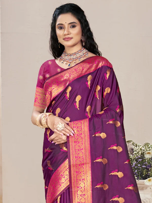 Women Magenta Silk Saree With Un Stitched Blouse Lightweight Tunic Blouse