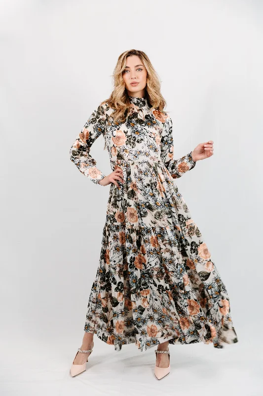 Fleur Maxi Dress Cozy Maxi Dress with Slit