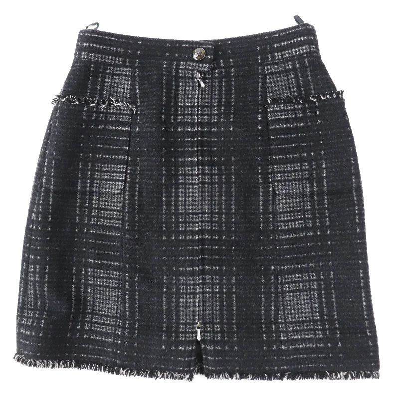 Chanel Wool Polyester COCO Mark Check Skirt summer skirt style